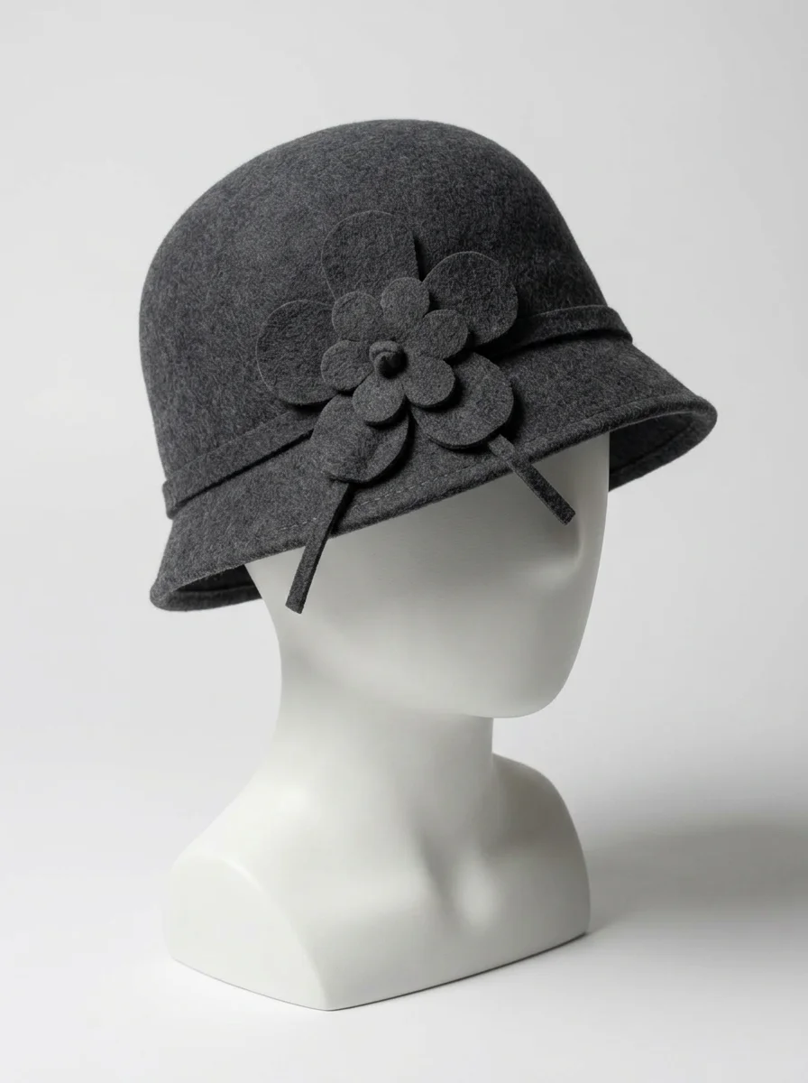 Chapeau cloche laine 100% ornement fleuri style vintage - Vue 3 - Chapeau cloche
